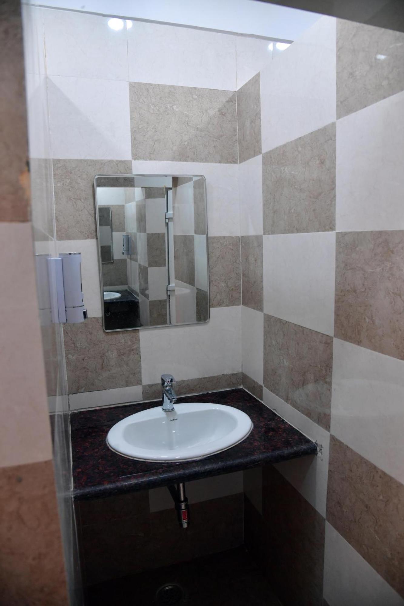 Hotel Orange 3*